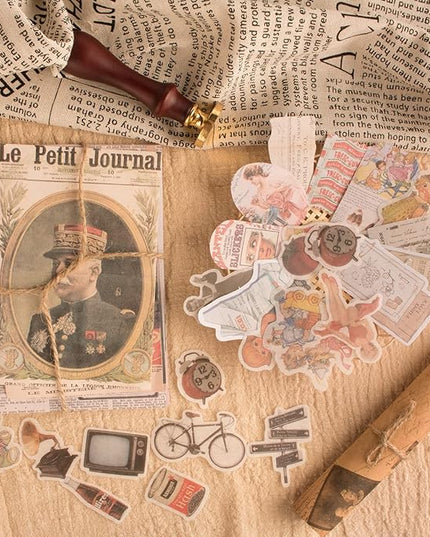 200Pcs Vintage Scrapbook Stickers, Aesthetic Junk Journal Stamping Supplies Kit, Scrapbooking Ephemera Washi Paper for Bullet Journaling Planners Diary Collage (Nostalgic)
