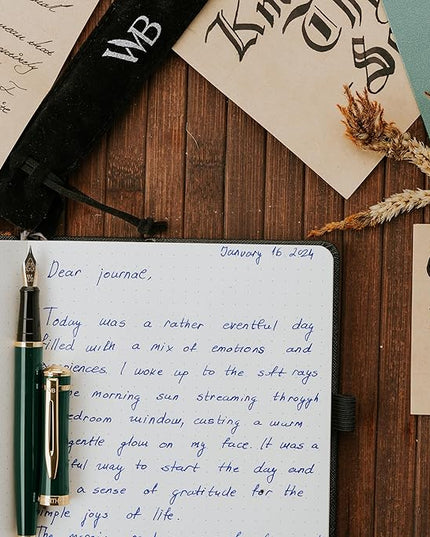 Wordsworth & Black Fountain Pen Set, 18K Gilded Medium Nib, Includes 24 Pack Ink Cartridges, Ink Refill Converter & Gift Pouch, Gold Finish, Calligraphy, [Racing Green], Perfect for Men & Women