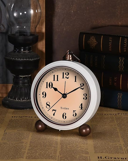 Tetino Analog Alarm Clock,Battery Powered Desk Clocks with Night Light,Silent Non Ticking,Retro Simply Design Alarm Clocks for Living Room, Bedroom, Bedside,Dormitory,Decor,Gift (White)