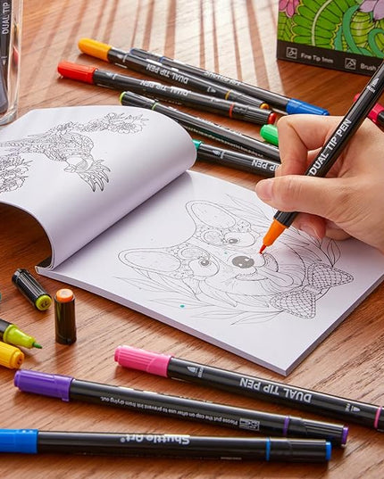 Shuttle Art Dual Tip Brush Pens, 96 Colours Fine and Brush Tip Markers Set with Pen Holder & 1 Colouring Book, Felt Tip Colouring Pens for Adults and Children Colouring Calligraphy Journal Doodling