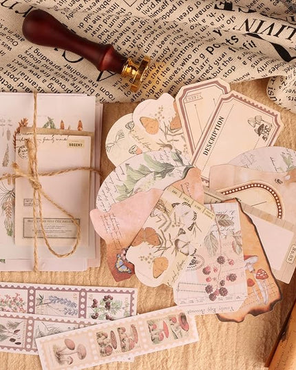 200Pcs Vintage Scrapbook Stickers, Aesthetic Junk Journal Stamping Supplies Kit, Scrapbooking Ephemera Washi Paper for Bullet Journaling Planners Diary Collage