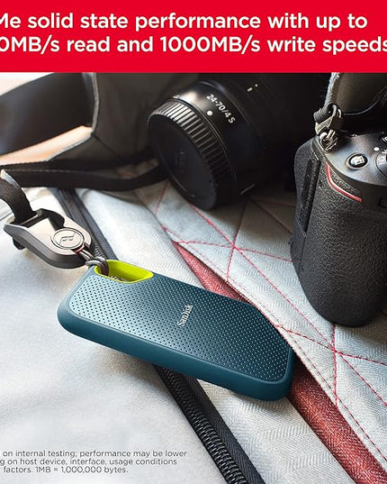 SanDisk 4TB Extreme Portable SSD - Up to 1050MB/s, USB-C, USB 3.2 Gen 2, IP65 Water and dust Resistance, Updated Firmware, Monterey - External Solid State Drive - SDSSDE61-4T00-G25M